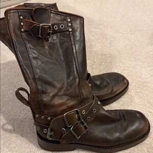 WE THE FREE - Brown Leather Studded Boots . W 7.5 .